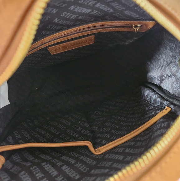 LIKE NEW Steve Madden Backpack Purse Bag - Picture 2 of 5